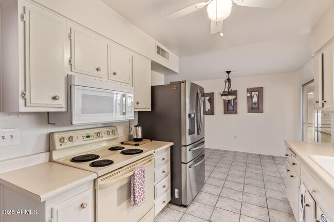 Photo - 13636 N Redwood Dr