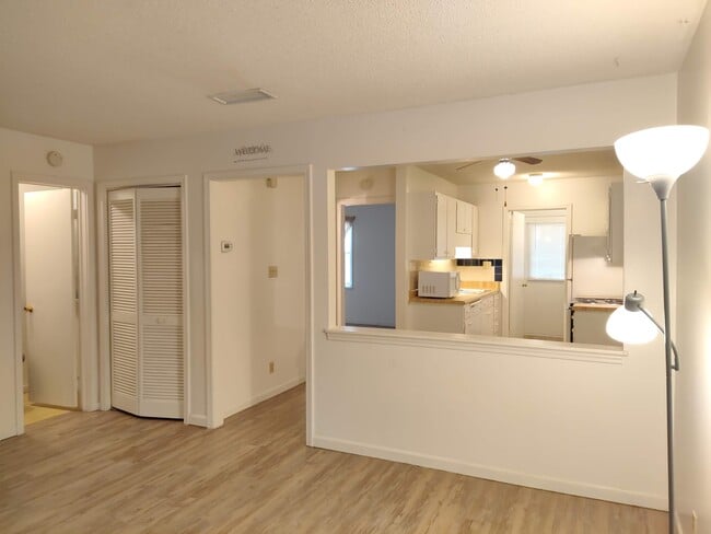Photo - 755 Burcale Rd Unidad F1 Rental