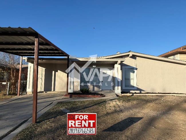 Building Photo - 6714 Elk Lake Dr