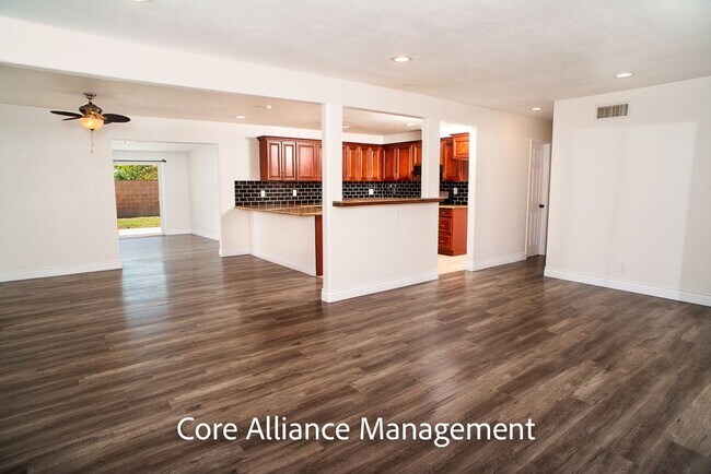 Photo - 3520 Hearst Dr