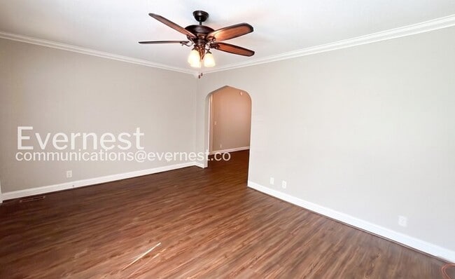 Photo - 507 S Lovell Ave