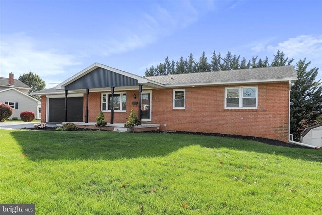 Photo - 140 Williamson Ave