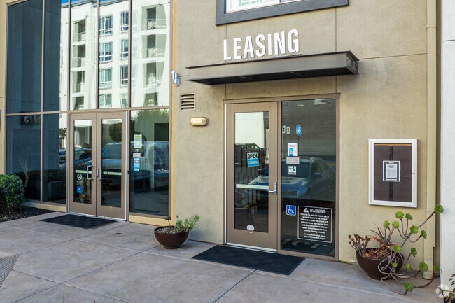 Leasing Office