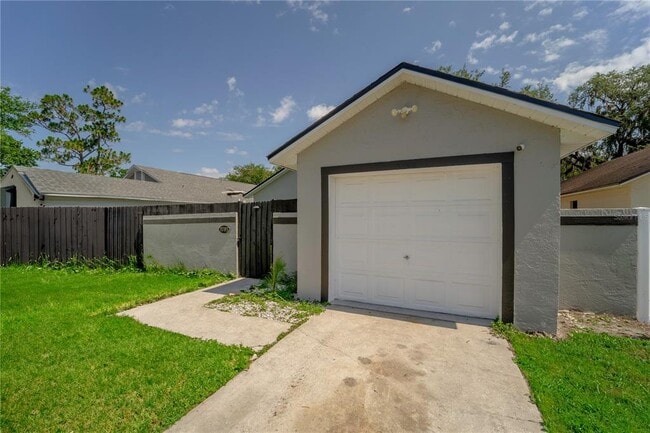 Photo - 9785 Piney Point Cir