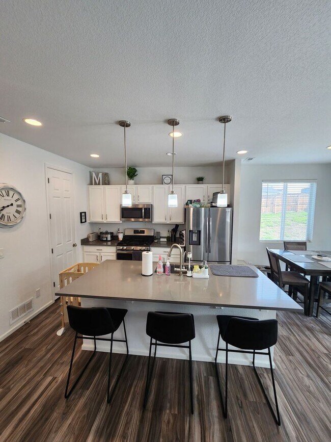Photo - Beautiful 3-Bed, 3-Bath Home on a Spacious...