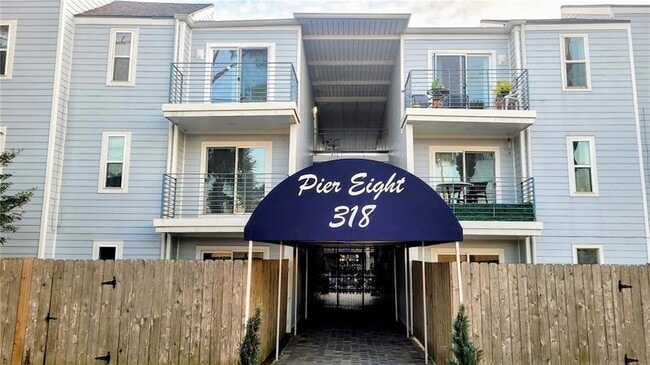 Building Photo - 318 Lake Marina Ave Unit 305 Rental
