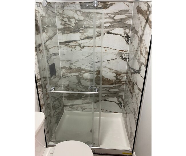 Photo - 210 N Mount St Unit 1A AVAILABLE W/ BATH $850  1A