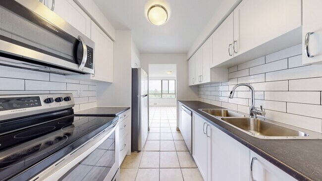 Photo - Empress Gates Apartments