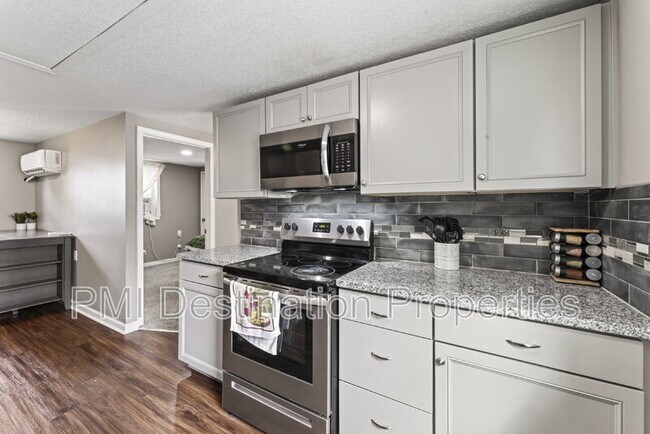 Photo - 343 Cambridge St Unit Top