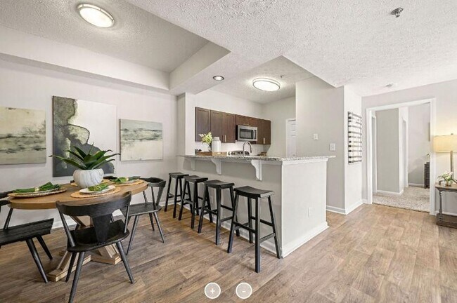 Photo - 7150 Peachtree Dunwoody Rd NE Unit 1018