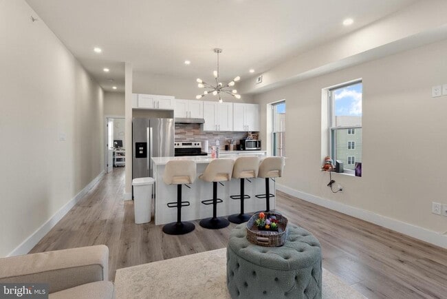 Photo - 537 N 35th St Unit 3