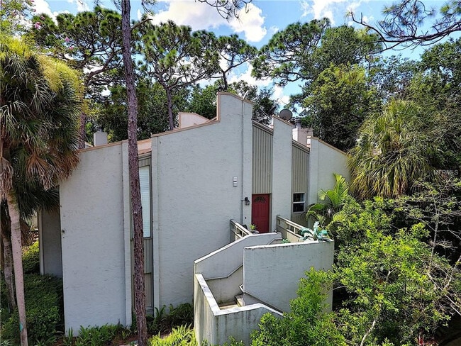 Building Photo - Longwood (The Springs) - 2 Bedroom, 1 Bathroom - $1,795.00