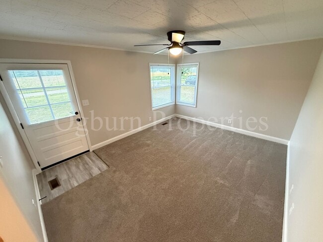 Photo - 204 Willow Creek Rd