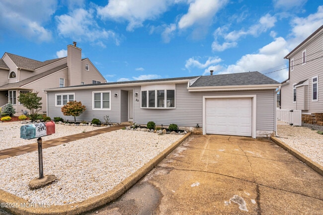 20 Venetian Ct