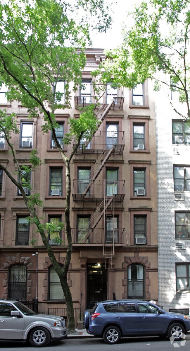 322 E 89th St