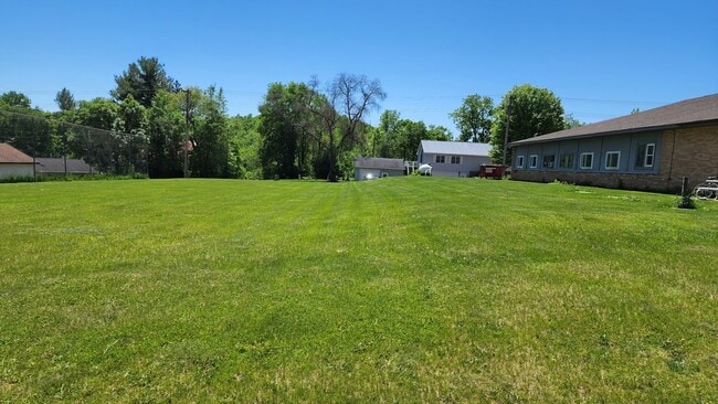 Photo - 311 Division St