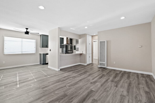 Photo - 316 Beach Apartments