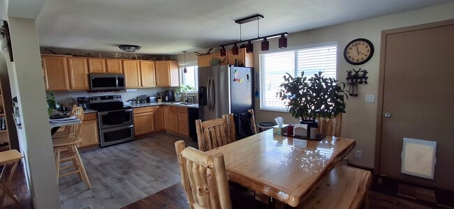 Photo - 975 Antelope Rd