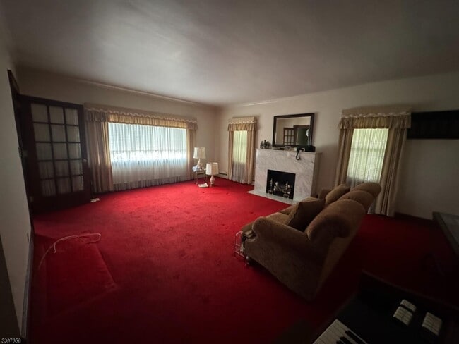 Photo - 124 Colfax Ave