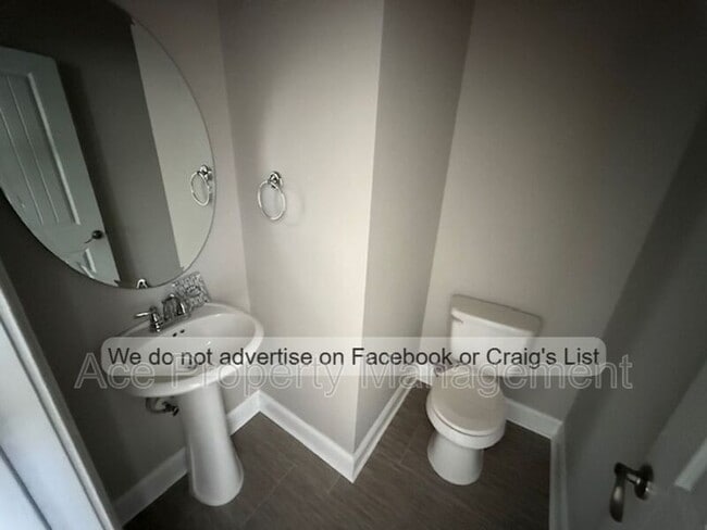 Photo - 2427 Kimbolton Drive