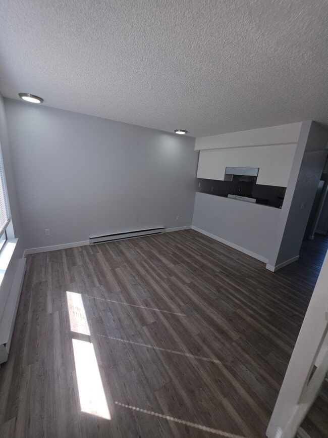 2898 Pinyon Ave Unidad 4