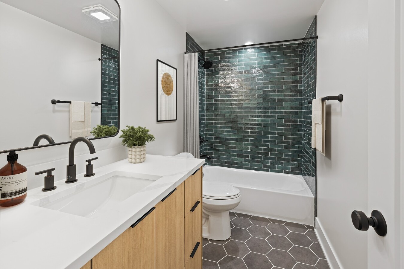 Photo - Renovated Studio in Logan Square - Now Leasing for June 1st Unit 3229-G