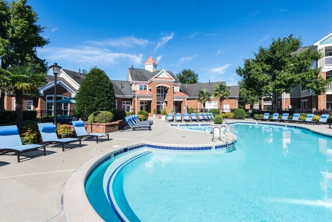 Banyan Grove Apartments For Rent in Virginia Beach, VA