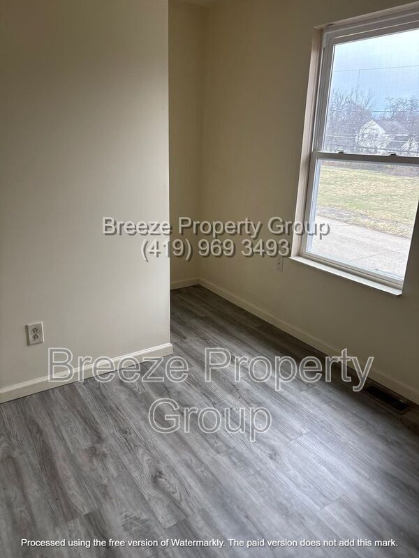 Photo - 434 Chicago Ave