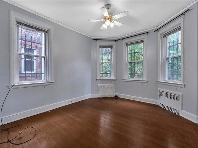 25 Lynwood Place, #5, #9, 12