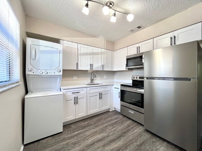 Photo - Raven at Park Place