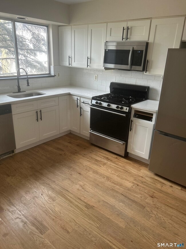 Building Photo - 204 Wheeler Ave Unit 8