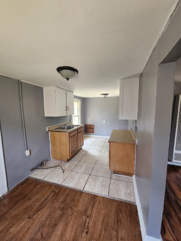 Photo - 205 Franklin St