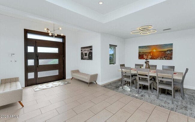 5228 N 70th Pl