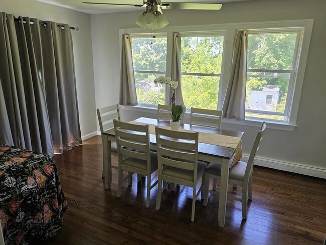 Photo - 14 Kendall Terrace W
