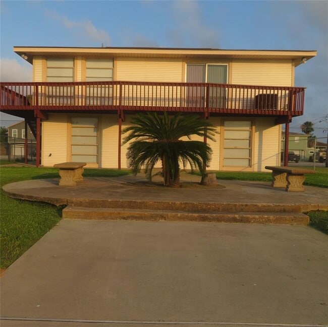 Building Photo - 60 Tarpon St Rental