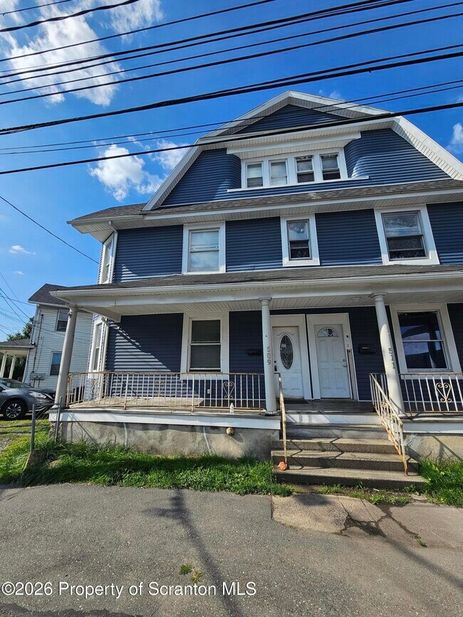 Building Photo - 509 Luzerne St