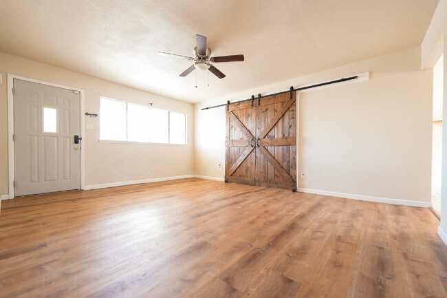 Charming New Rental Home Now Available in ... - Charming New Rental Home Now Available in ...