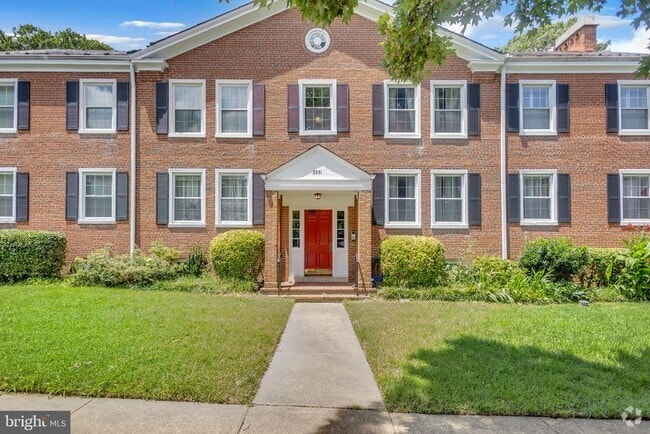 Building Photo - 2931 S Columbus St Unit B1 Rental