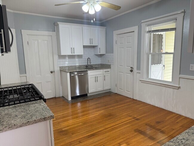 Photo - 87 Glendower Rd Unit 1