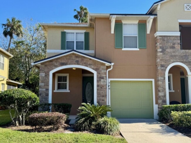 Gated Townhouse w/ Upgrades &amp; Pool! - Gated Townhouse w/ Upgrades &amp; Pool!