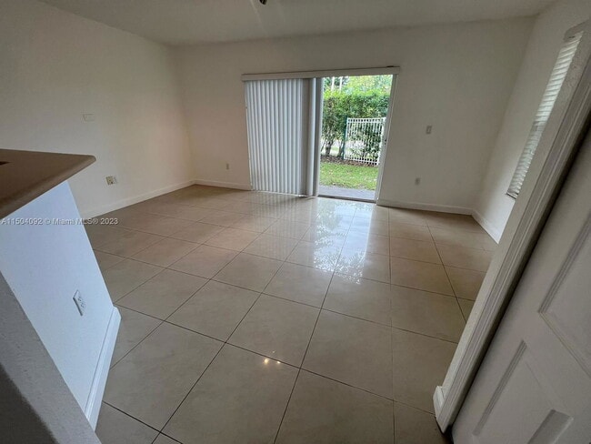 Photo - 3038 SW 129th Ter