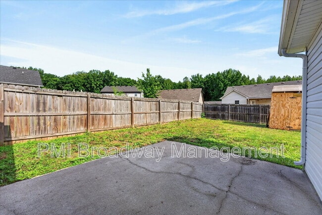 Photo - 837 Shelton Cir