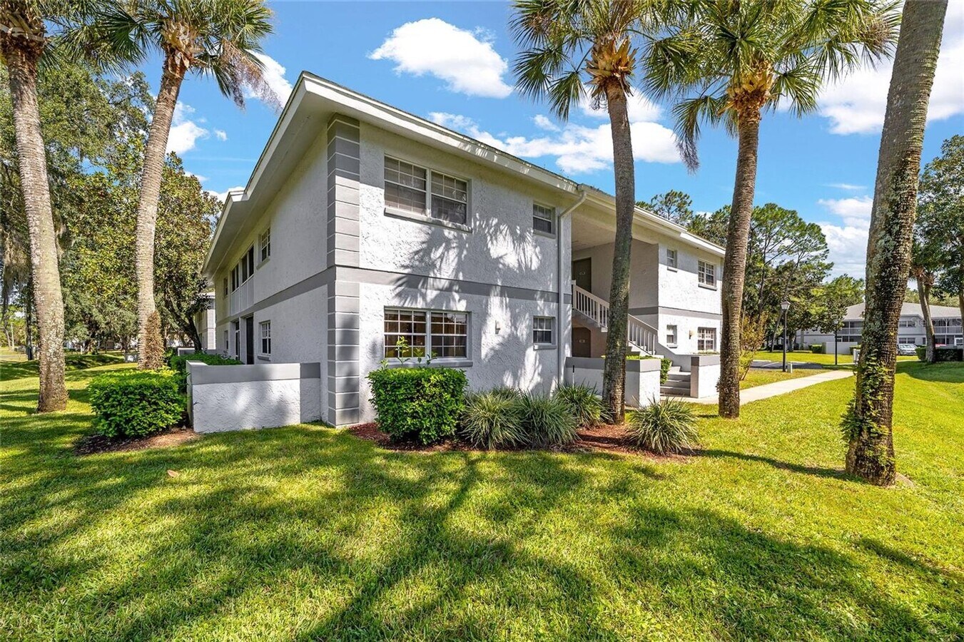 2/2 downstairs unit Silver Downs Condominiums - 2/2 downstairs unit Silver Downs Condominiums