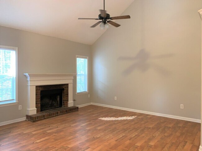 Photo - Wow! Northgate district! 3 bed, 2 bath, ra...