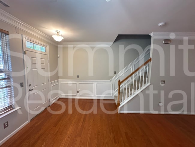 8229 Belneath Ct