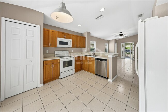 Photo - 11505 Crestlake Village Dr
