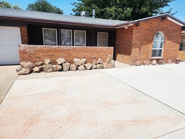 Building Photo - Heritage Hills 3 Bedroom Rental