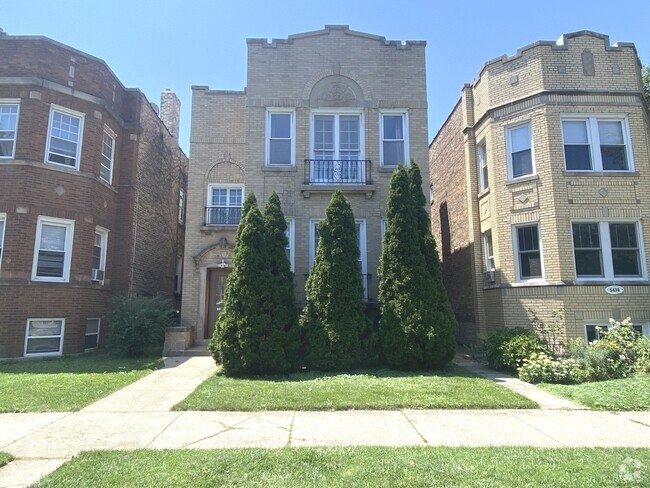 Building Photo - 5434 N Spaulding Ave Rental