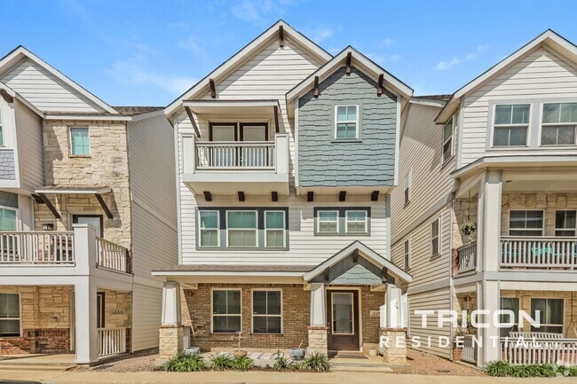Building Photo - 209 S Village Way Rental
