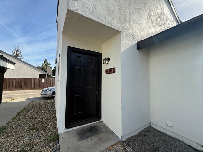 Photo - NewB VS L2704-2708 Unit 2704